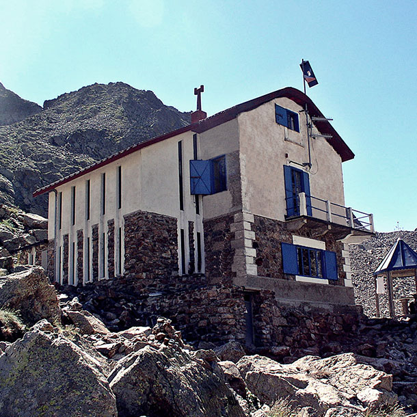 REFUGIO DE MONTAÑA MORELLI – VALDIERI (CN)